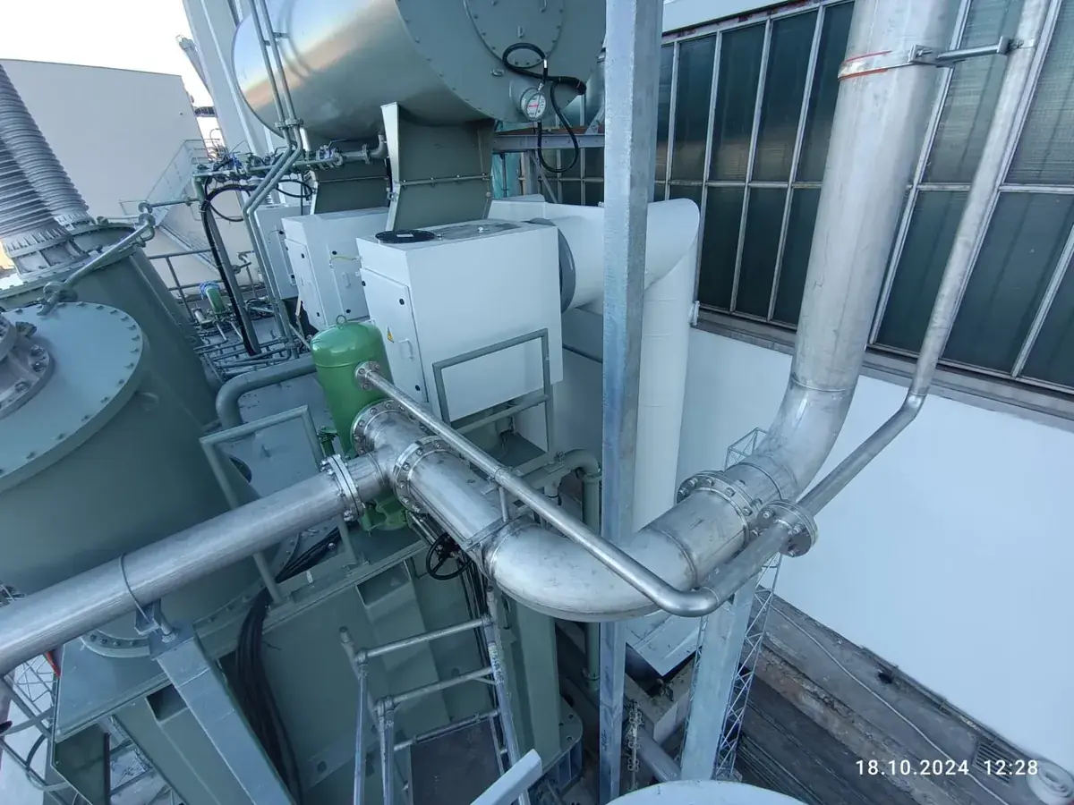 Cooling and process lines at the transformer plant